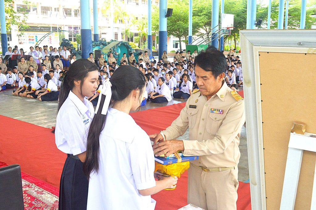 ประมวลภาพกิจกรรมพิธีไหว้ครู ประจำปีการศึกษา 2569 ณ ลานกีฬาหลังคาโดม