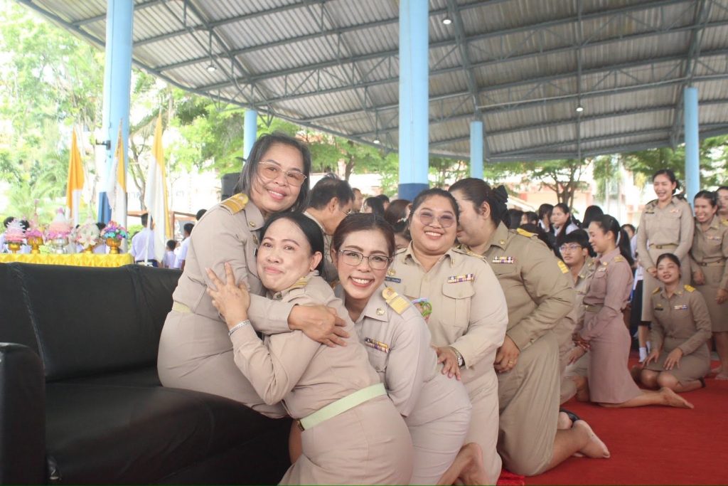 ประมวลภาพกิจกรรมพิธีไหว้ครู ประจำปีการศึกษา 2569 ณ ลานกีฬาหลังคาโดม